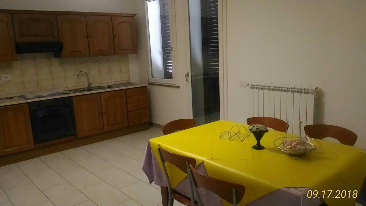 B&B Madau Samugheo Eksteriør bilde